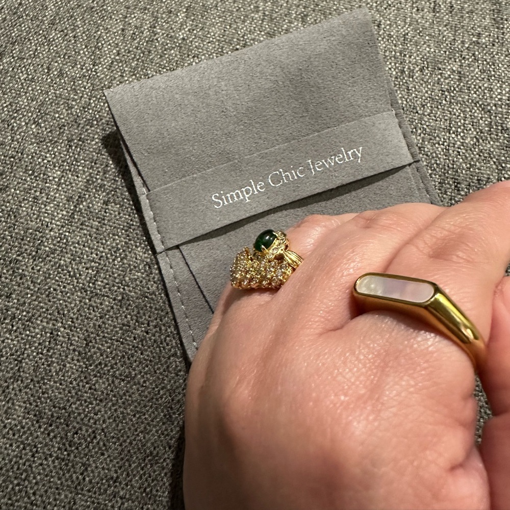 Mother of Pearl Gold Plated Ring - Picture 5 of 5
